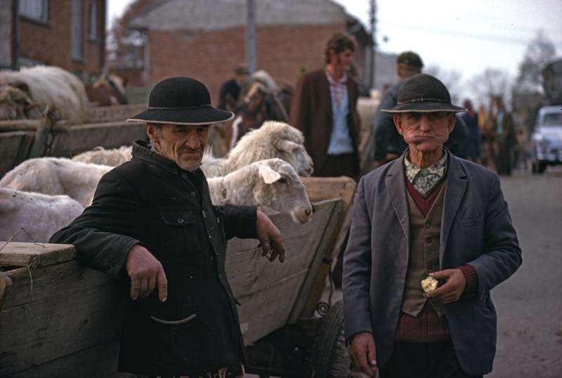 Stunning Vintage Photos Show Life in Poland in the Early 1980s