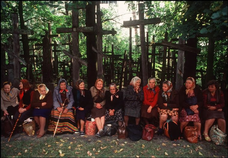 Stunning Vintage Photos Show Life in Poland in the Early 1980s
