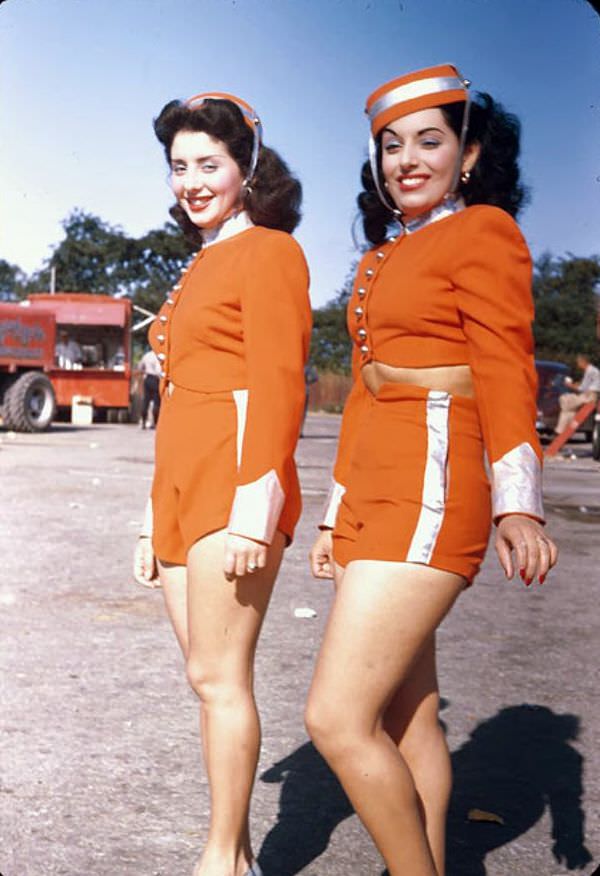Life Under the Big Top: Ringling Bros. Performers in 1940s Chicago