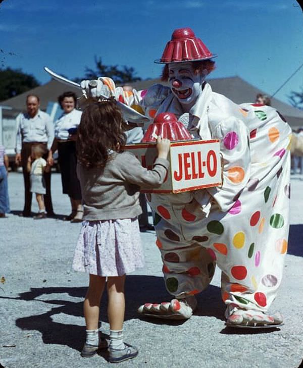 Life Under the Big Top: Ringling Bros. Performers in 1940s Chicago