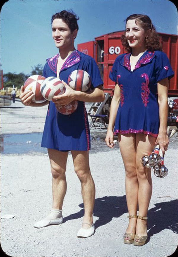 Life Under the Big Top: Ringling Bros. Performers in 1940s Chicago