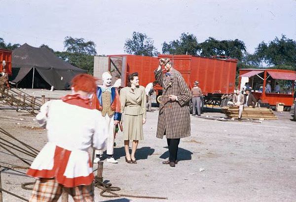 Life Under the Big Top: Ringling Bros. Performers in 1940s Chicago