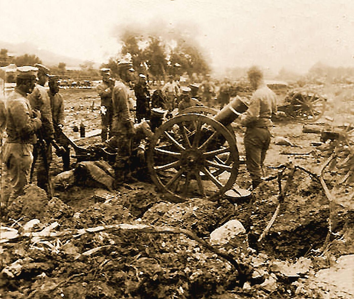 Japanese howitzer at the Battle of Shaho in Manchuria during the Russo-Japanese War, 1904.