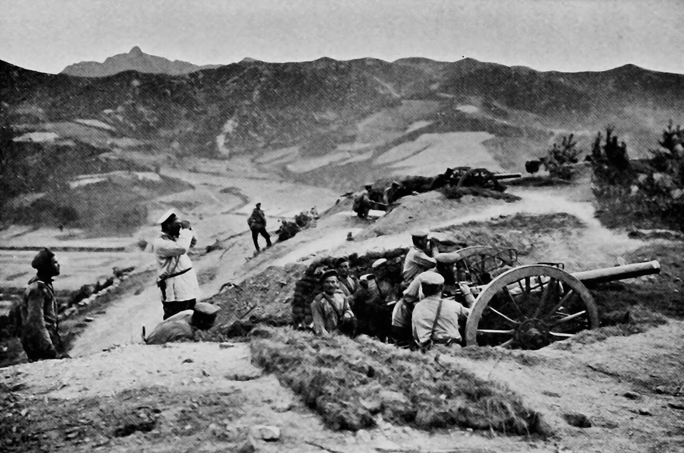 A Russian battery on the Heights overlooking the Liao Plain during the Russo Japanese War.
