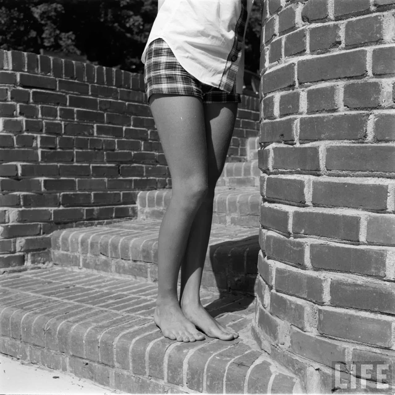 A Fashion Rebellion: The Rise of the High-Waisted Short Short in 1950s America