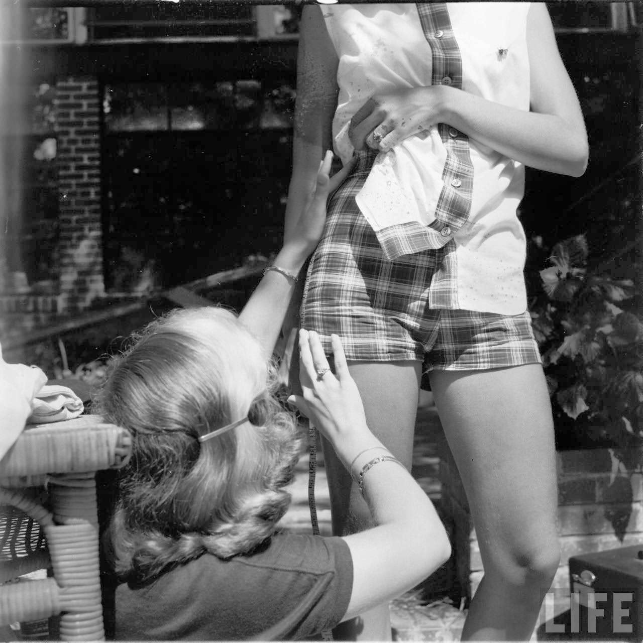 A Fashion Rebellion: The Rise of the High-Waisted Short Short in 1950s America