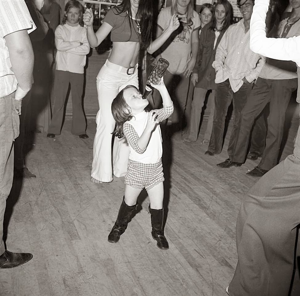 Seven Months in 1972: Documenting the Youth Culture at the Sweetheart Roller Skating Rink