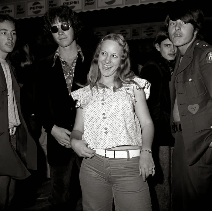 Seven Months in 1972: Documenting the Youth Culture at the Sweetheart Roller Skating Rink