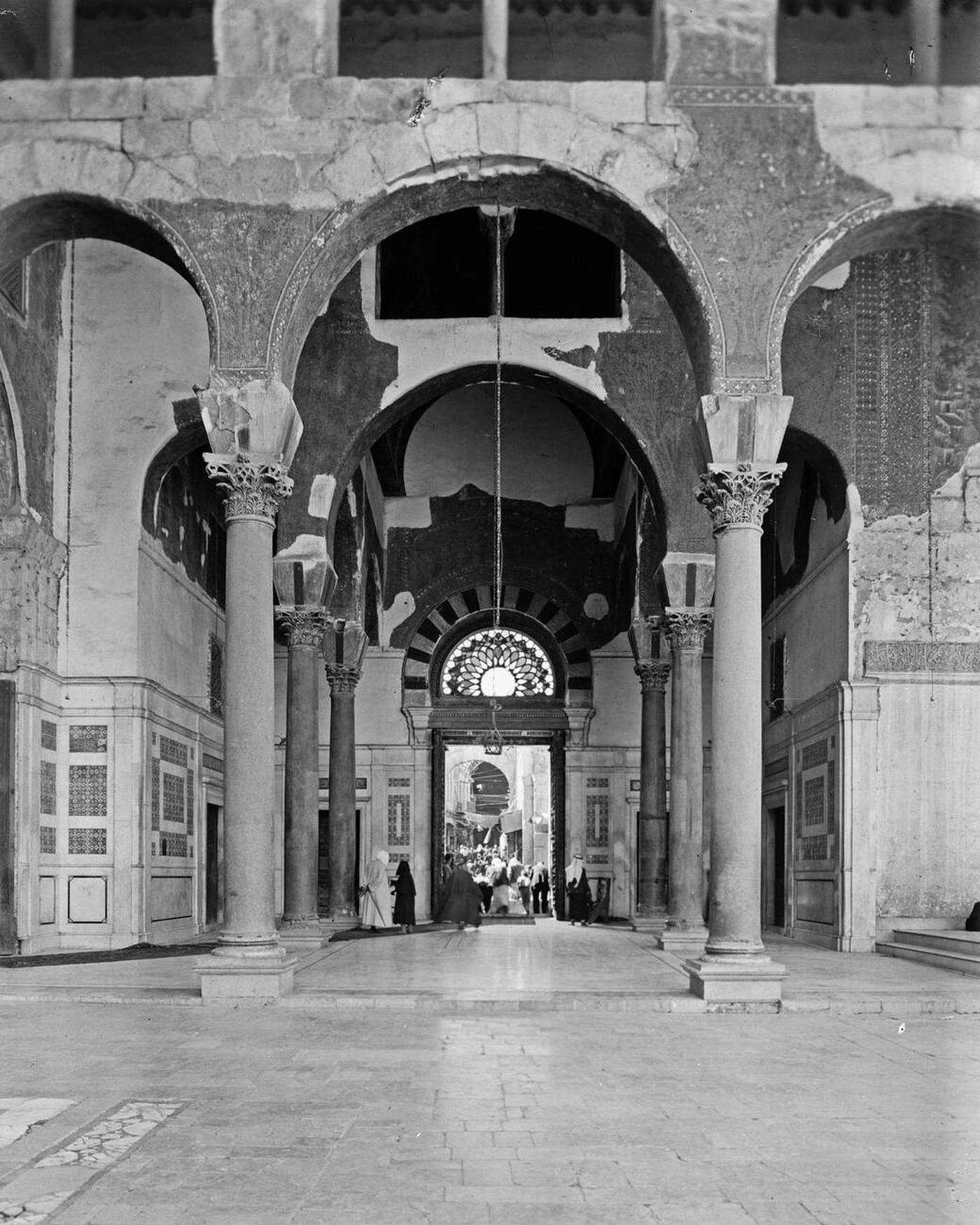 Entrance from the courtyard of the Ommayad Mosque in Damascus, 1940s.