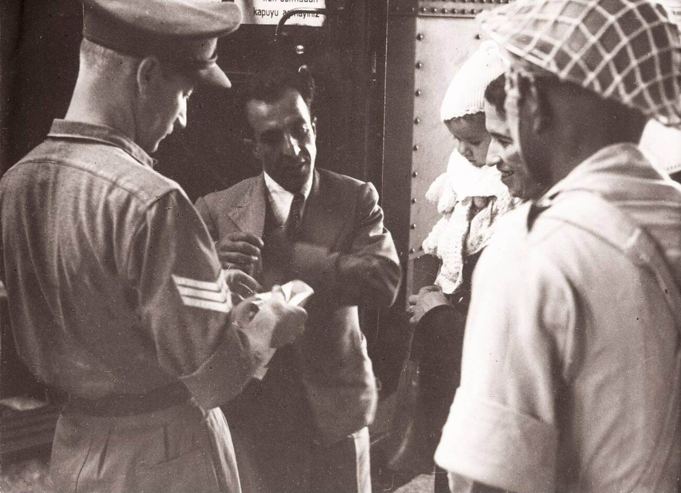 Refugees from Europe on the Taurus Express train in Syria, 1943.