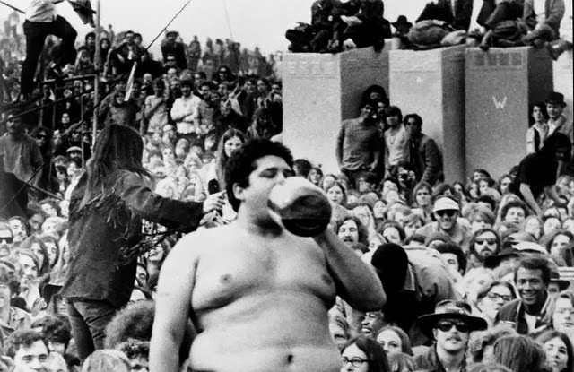 Hundreds of thousands of rock fans gathered to enjoy the free Altamont concert by the Rolling Stones and other rock groups.