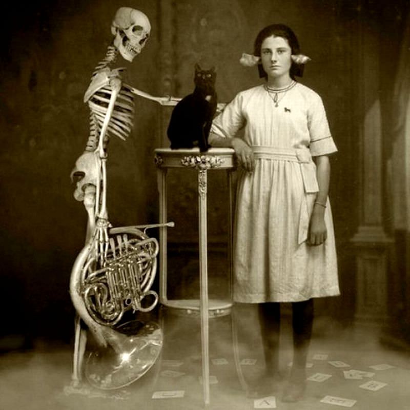 Trio, circa 1910s.