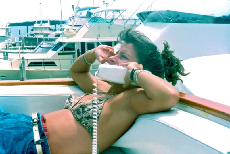 How the 1980s Tech Boom Changed Everything: From Walkmans to Cordless Phones, Here’s What Life Was Really Like