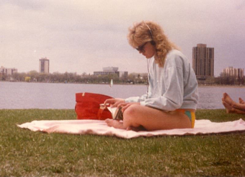 How the 1980s Tech Boom Changed Everything: From Walkmans to Cordless Phones, Here’s What Life Was Really Like