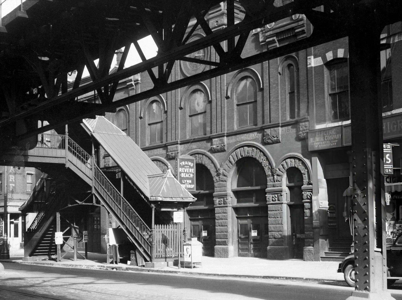 An entrance to the Winthrop branch of the Boston, Revere Beach and Lynn Railroad at Rowes Wharf in Boston, 1940.