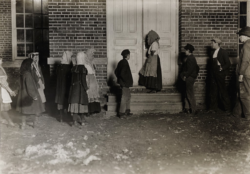 The Little Hands That Powered a Nation: Inside the World of Child Cotton Mill Workers of the Early 1900s