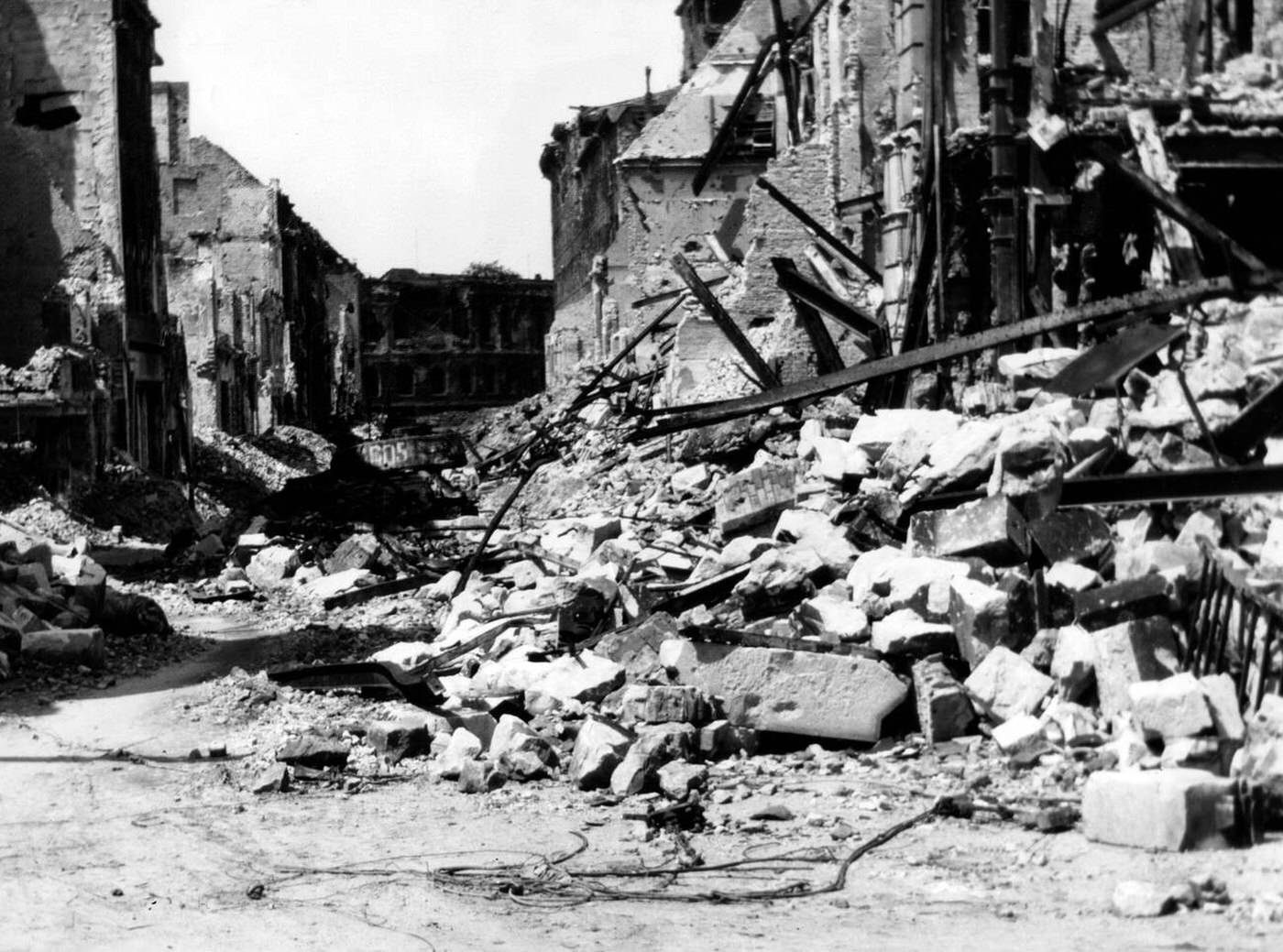 Ruins of houses from 1945 onwards, West-Berlin.