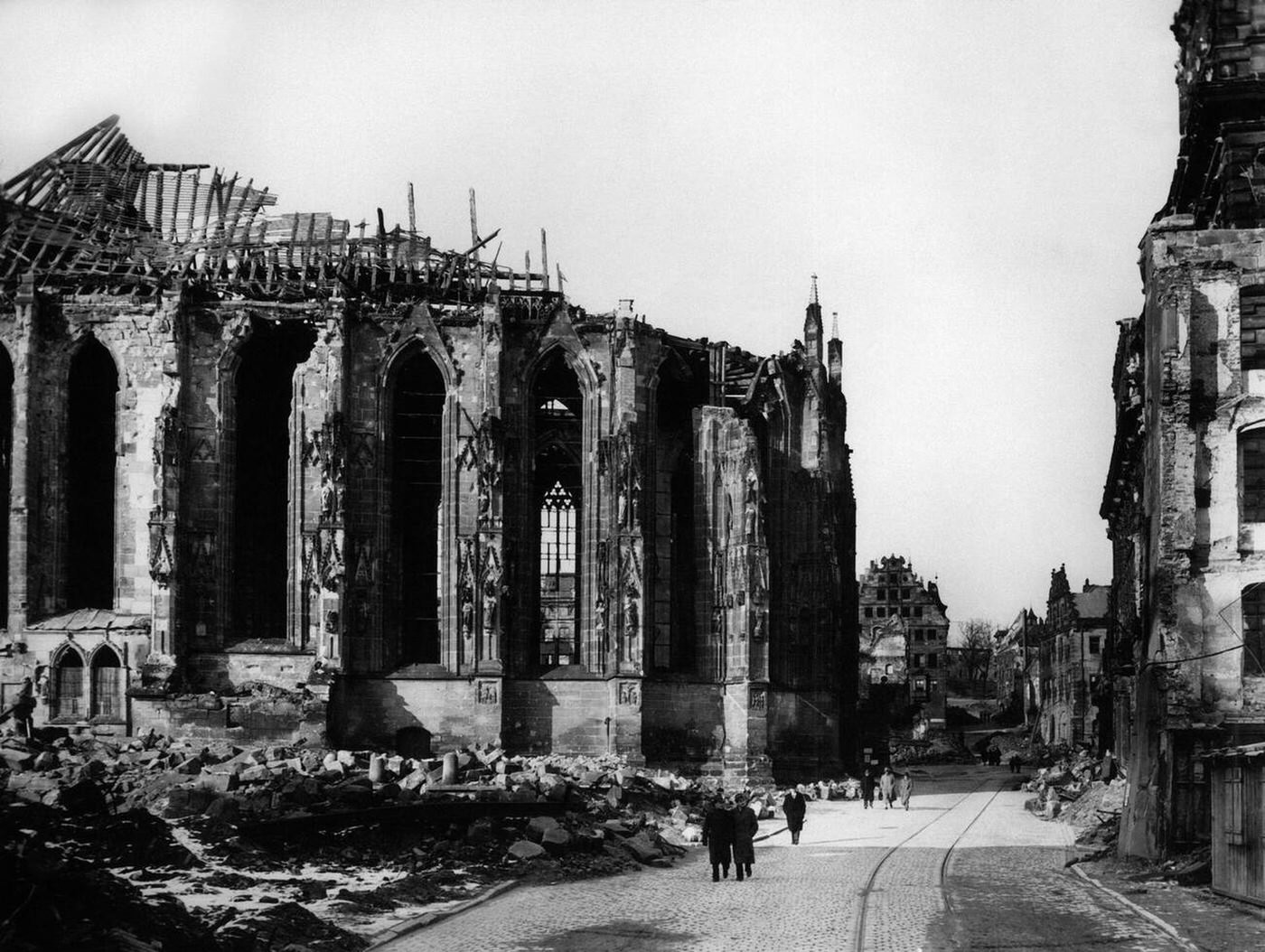 View of the destroyed city of Nuremberg, St. Sebald church, 1945.