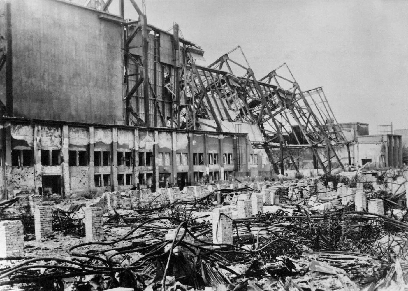 Ruins of the Leipzig Fair buildings, 1945.