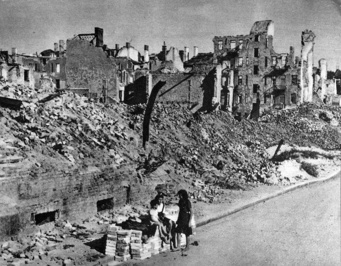 Hess Street, Munich, 1945.