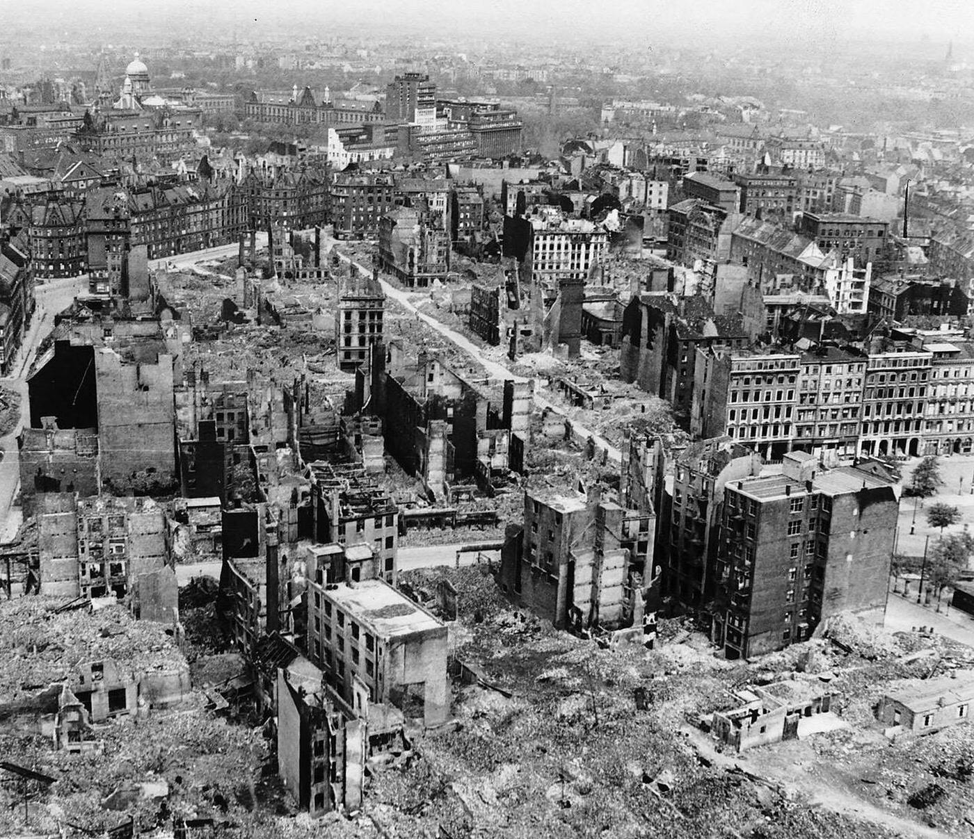 Bomb damage to New Hamburg, 1945.