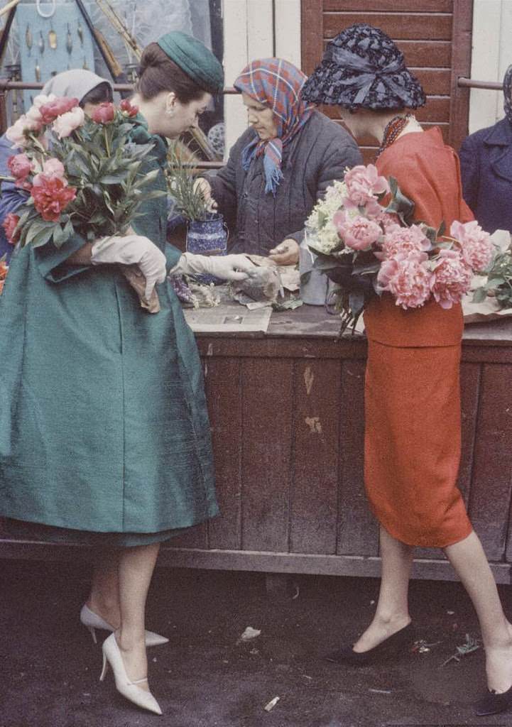 When Dior Took Over the Soviet Streets: Moscow’s 1959 Fashion Shock