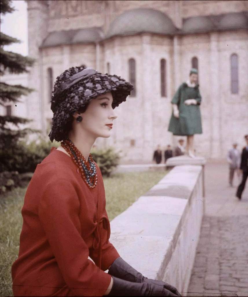 When Dior Took Over the Soviet Streets: Moscow’s 1959 Fashion Shock