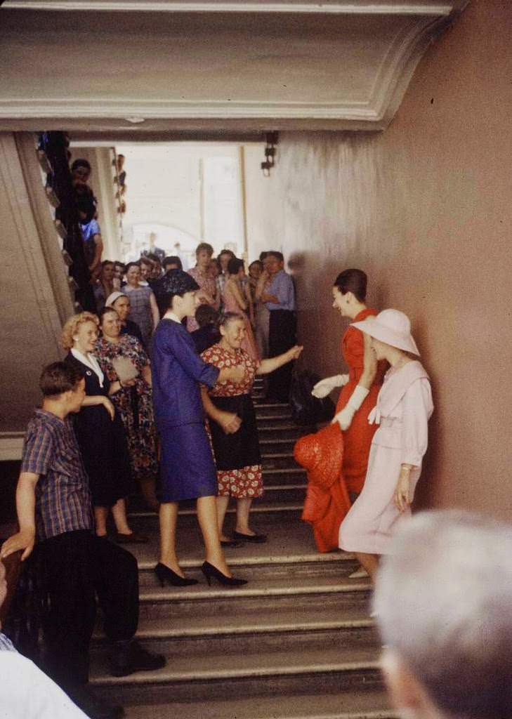 When Dior Took Over the Soviet Streets: Moscow’s 1959 Fashion Shock