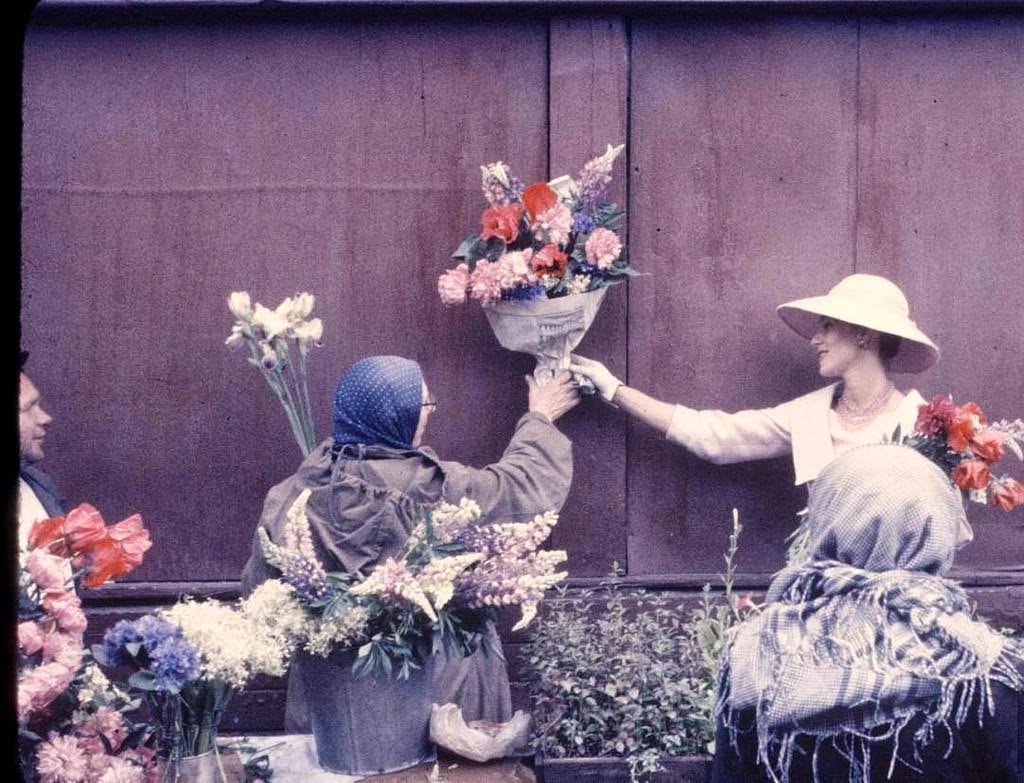 When Dior Took Over the Soviet Streets: Moscow’s 1959 Fashion Shock