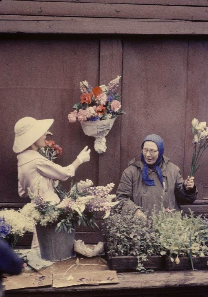 When Dior Took Over the Soviet Streets: Moscow’s 1959 Fashion Shock