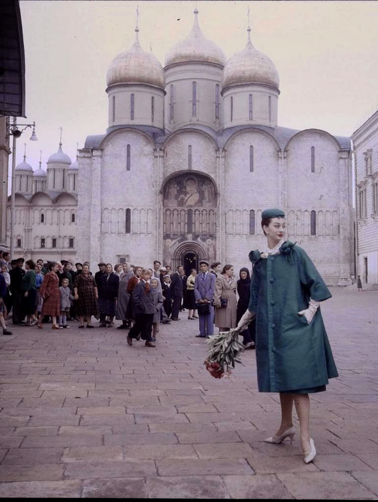 When Dior Took Over the Soviet Streets: Moscow’s 1959 Fashion Shock