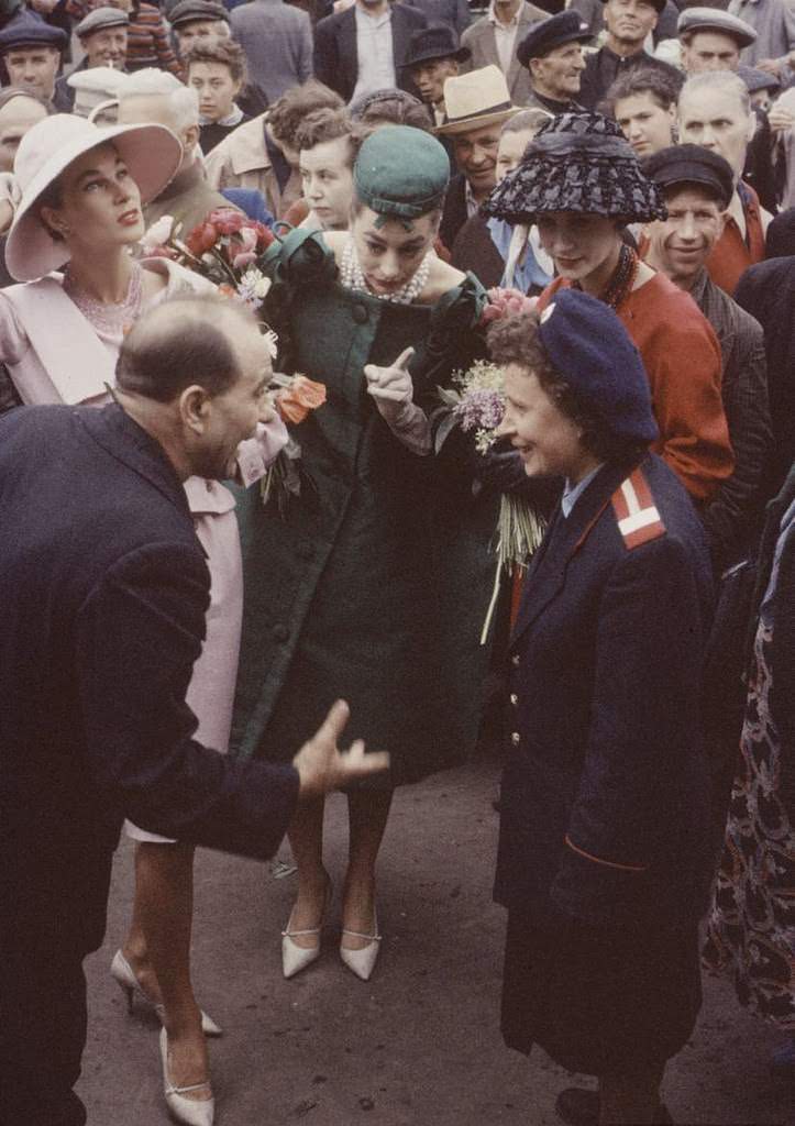 When Dior Took Over the Soviet Streets: Moscow’s 1959 Fashion Shock