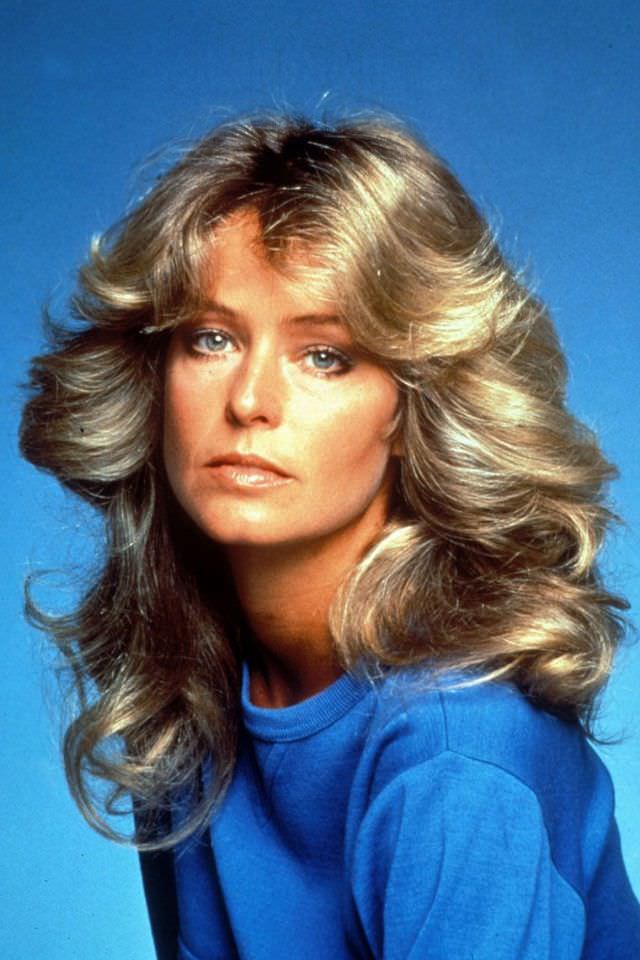 Farrah Fawcett Young: Stunning Images from Her Early Years
