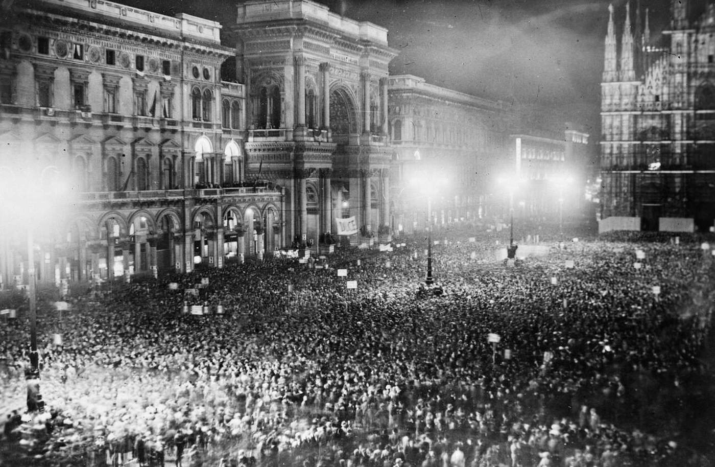 The huge crowd in the Cathedral Square, Milan celebrating the Italian victory at Adowa, 1935.