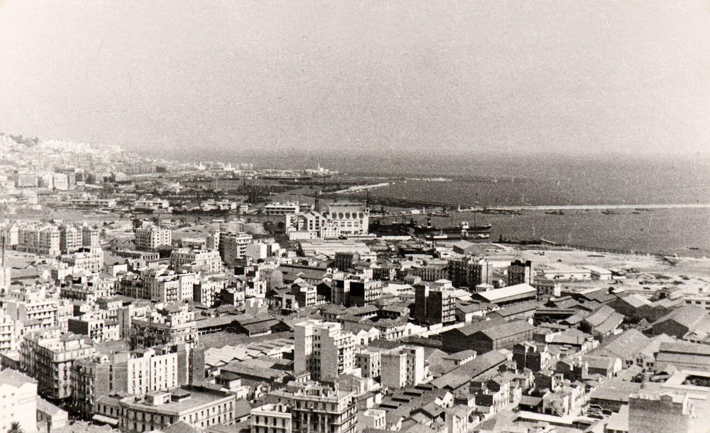 Arrival at the port of Algiers (Algeria), 1935.
