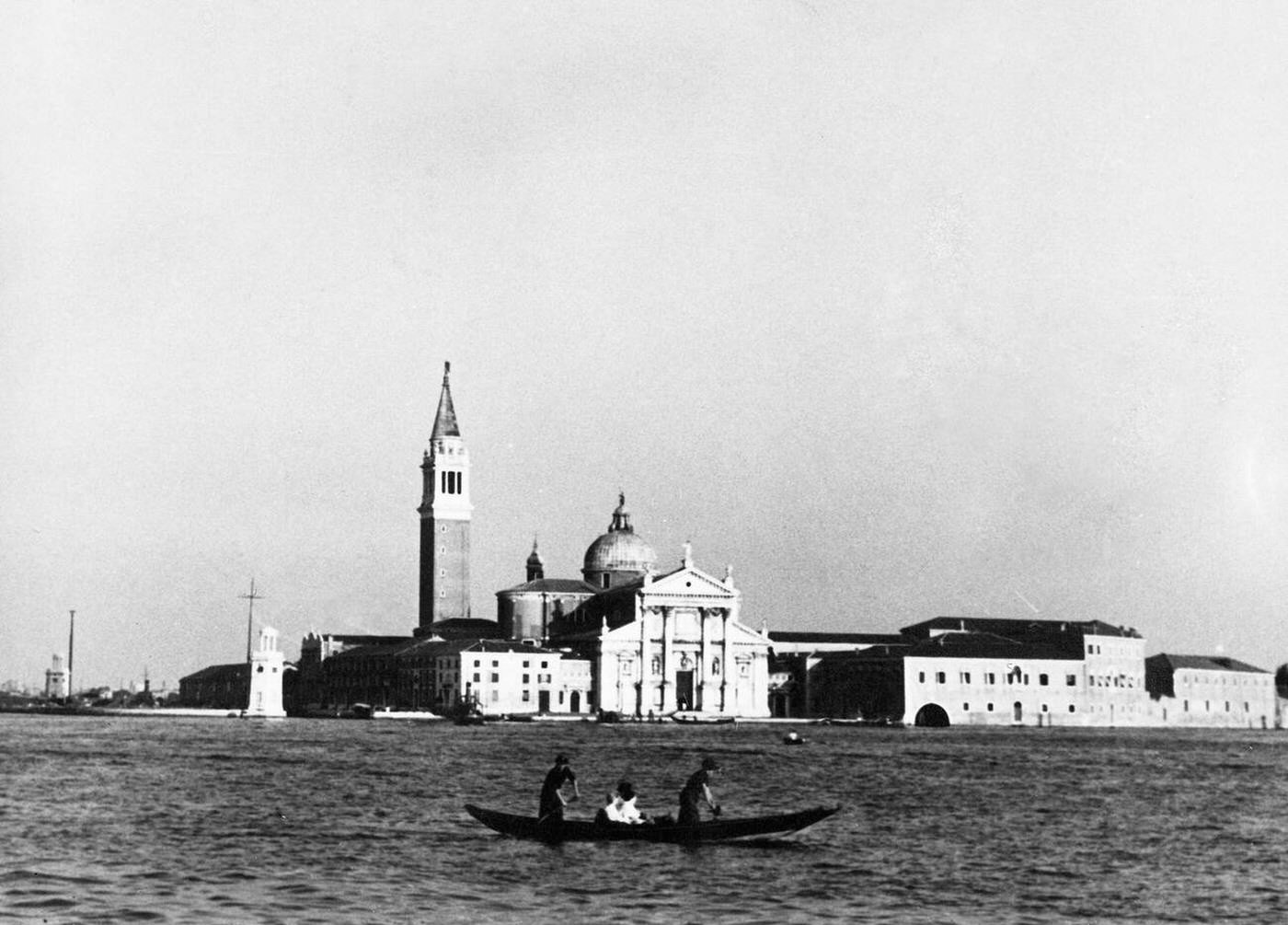 Scenic view of Venice Italy, 1930s.