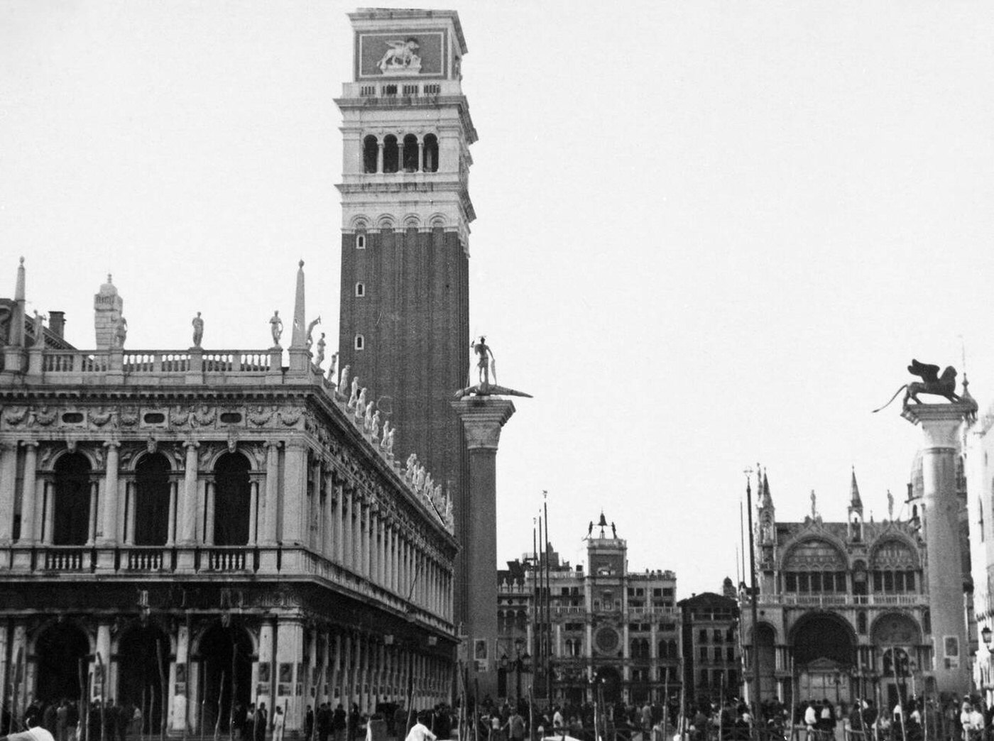 Scenic view of Venice Italy, 1930s.