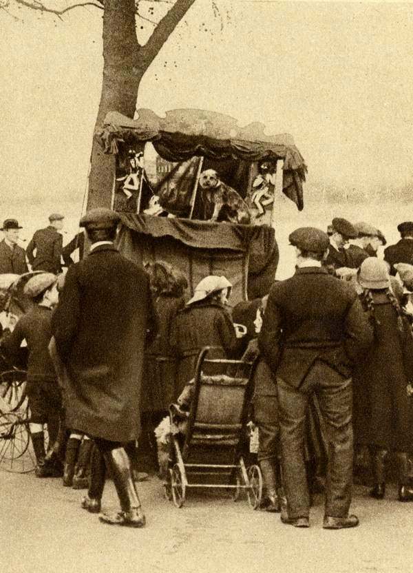 Punch & Judy show at Putney