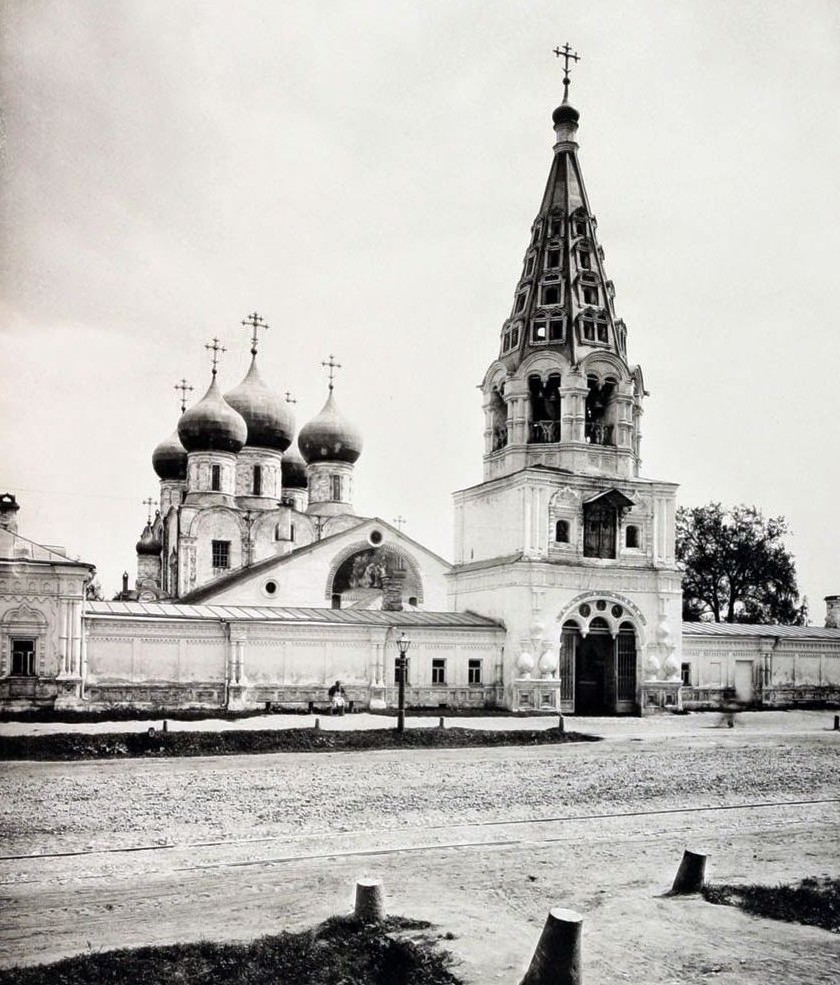 Church in the village of Butyrki, Moscow District, 1880s.