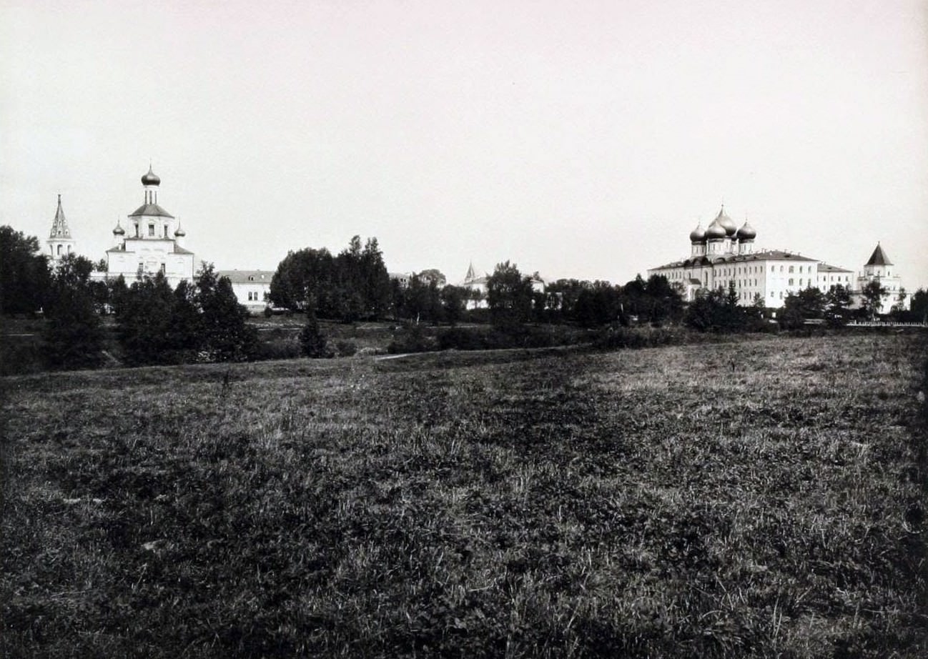 Village of Izmailovo, Moscow district, 1880s.