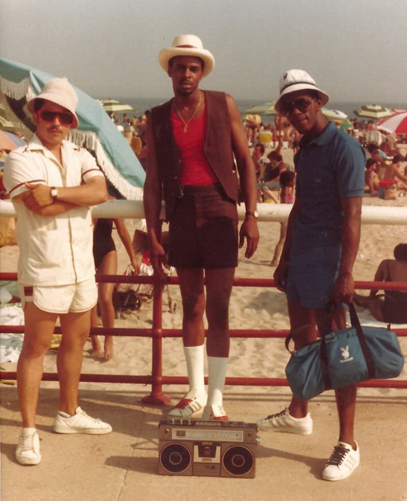 When Hip-Hop Ruled the Streets: New York’s 1980s Scene in Full Color