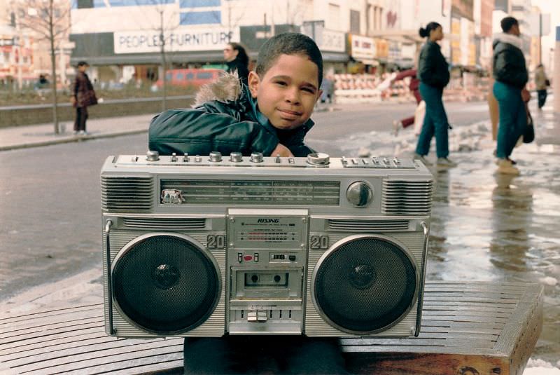When Hip-Hop Ruled the Streets: New York’s 1980s Scene in Full Color