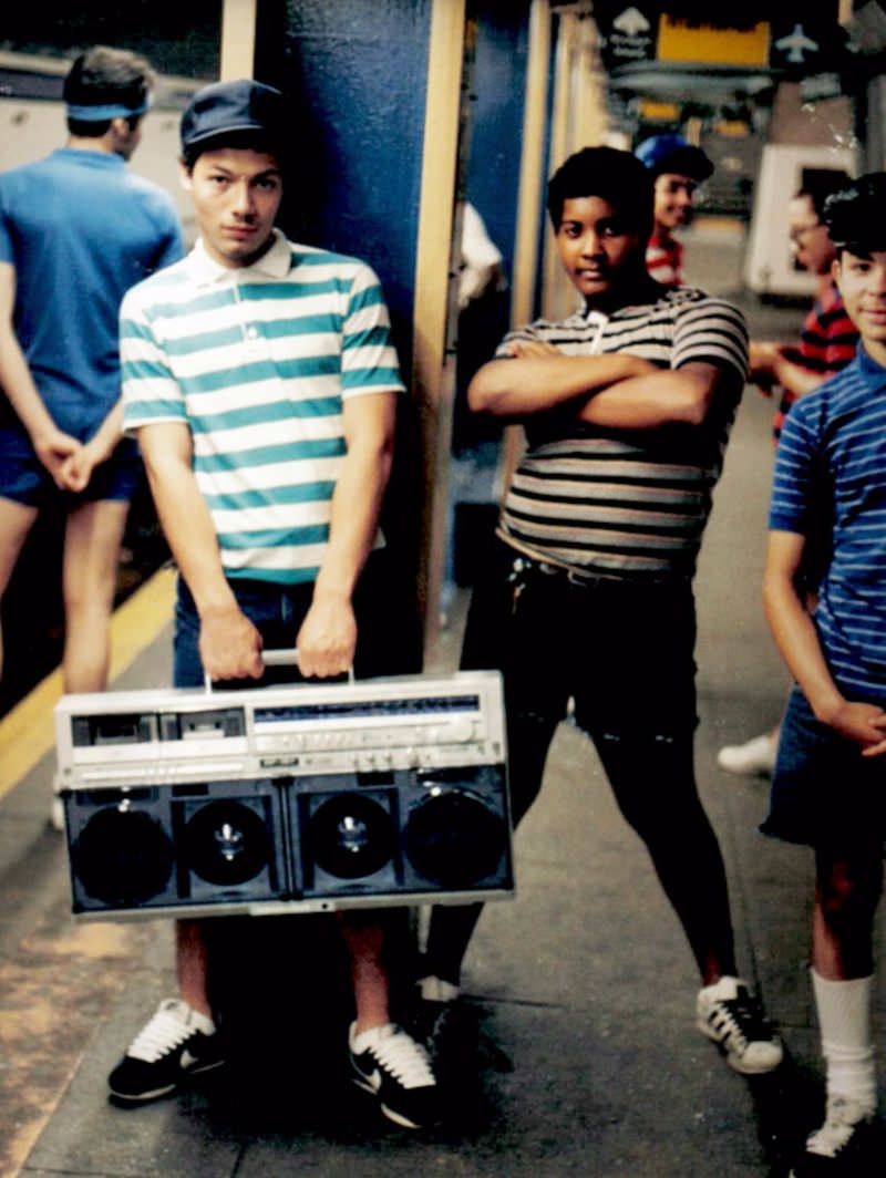 When Hip-Hop Ruled the Streets: New York’s 1980s Scene in Full Color