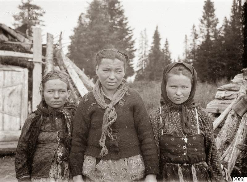 What Everyday Life Was Really Like in a Remote Russian Village in the 1910s