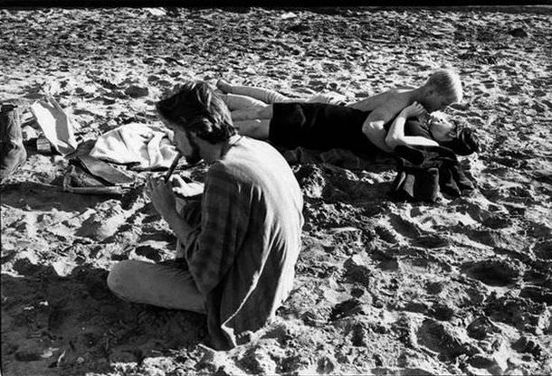 The Free-Spirited Hippies of 1960s San Francisco and Their Carefree Lifestyle