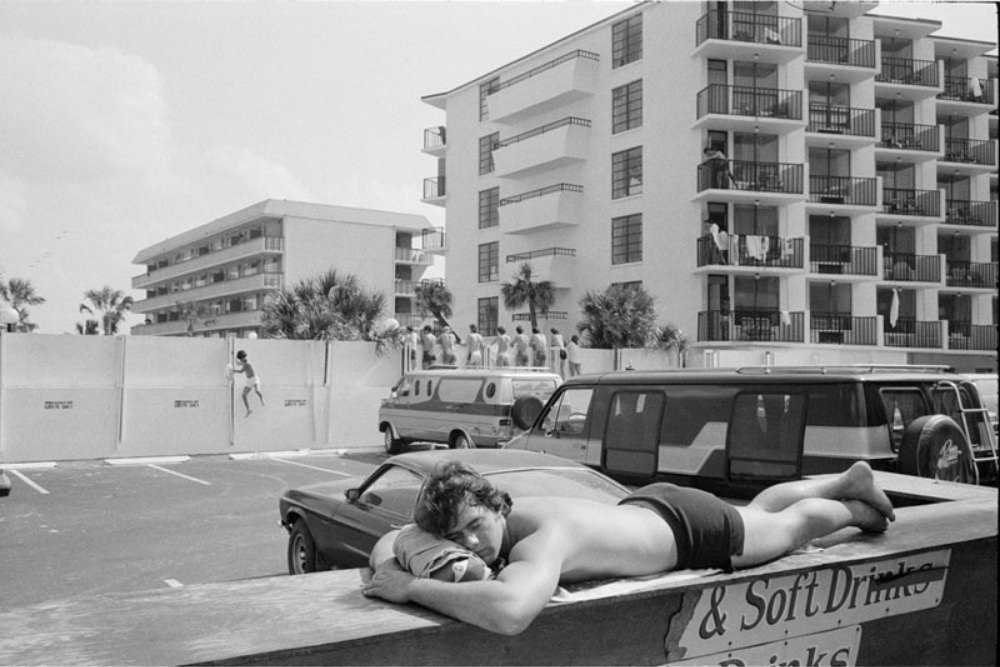 Inside the Wild, Unfiltered Spring Breaks of Daytona Beach in the Early 1980s