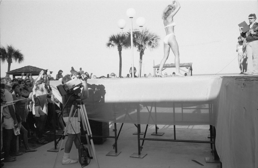 Inside the Wild, Unfiltered Spring Breaks of Daytona Beach in the Early 1980s