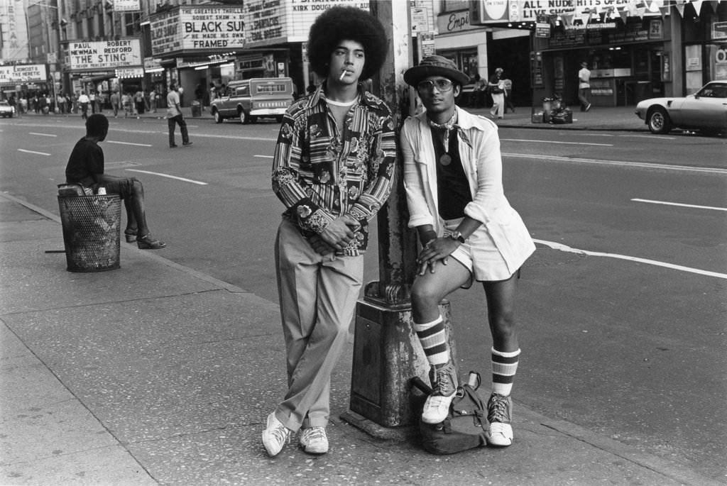 A Look Back at the 1970s Time Square through the Lens of Kenneth Siegel