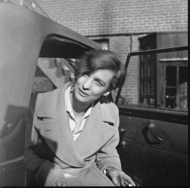 Tomboy Styles of the 1930s – The Sharp, Rebellious Edge of Women’s Fashion