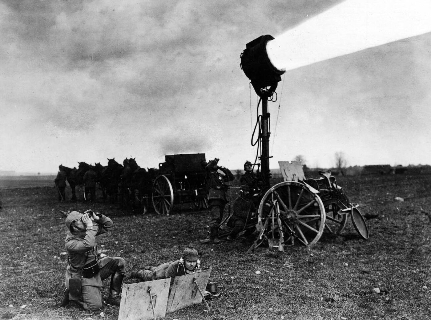 German spotlight in World War I, 1914-1918.